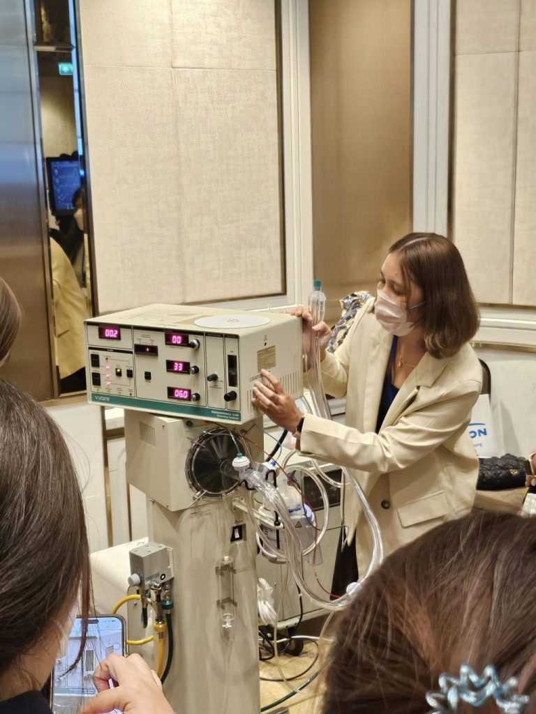 Mechanical Ventilation: HFO” and “Airway Clearance : Cough Assist for Secretion Clearance”